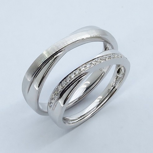 E03-Photo02 Artic Jewellery 